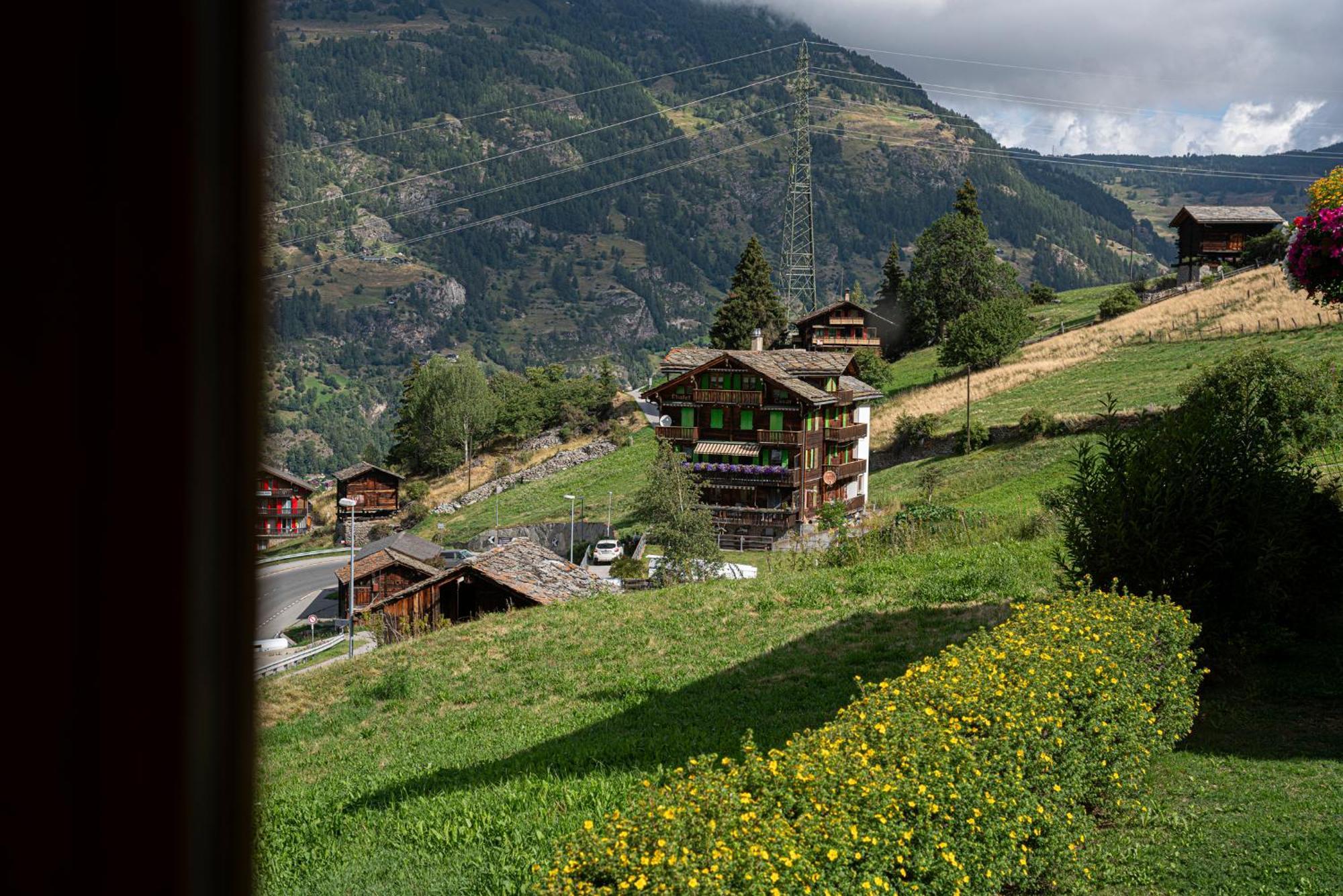 Alte Bock 2.0 Bed & Breakfast Grächen Exterior foto