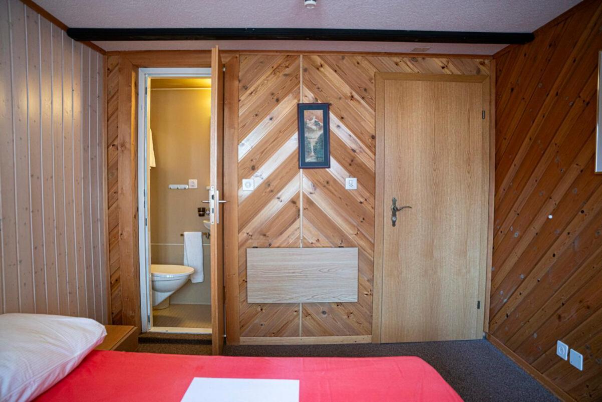 Alte Bock 2.0 Bed & Breakfast Grächen Exterior foto